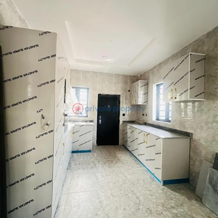 4 bedroom Block Of Flats For Sale Opebi Ikeja Lagos - 3