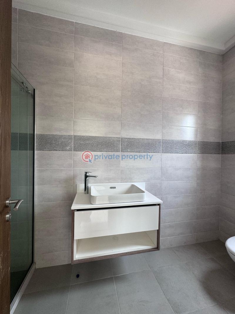 4 bedroom Maisonette For Sale Banana Island Ikoyi Lagos - 3