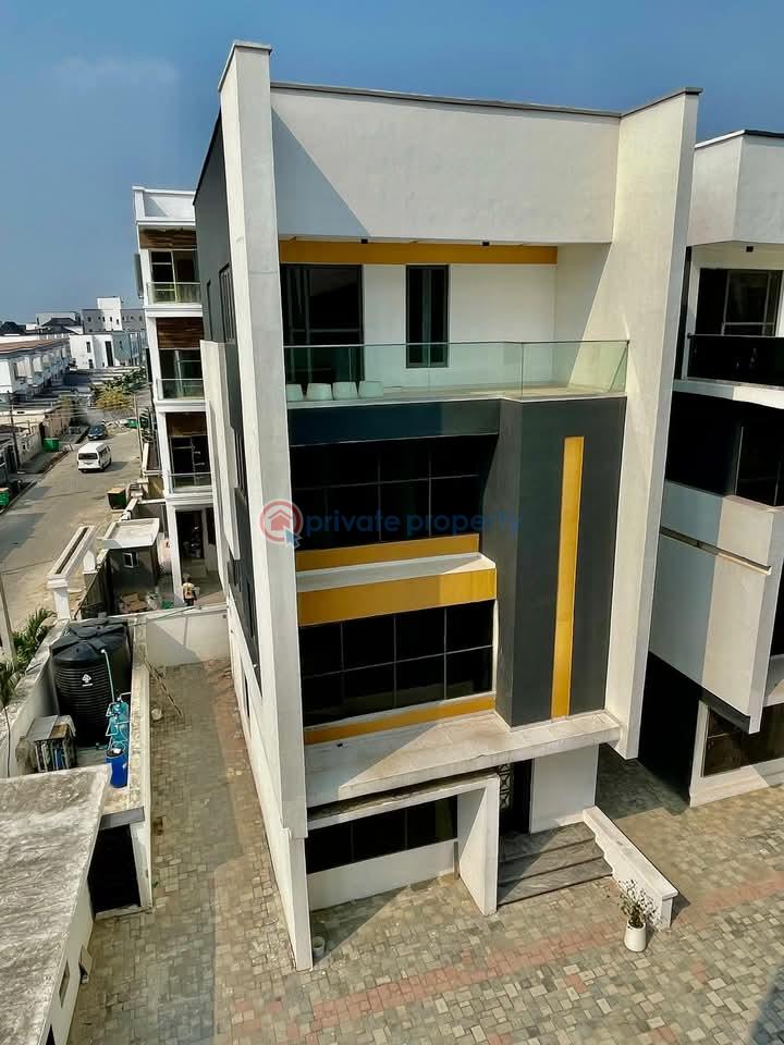 4 bedroom Terraced Duplex For Sale Chevron Drive Lekki Lagos - 0