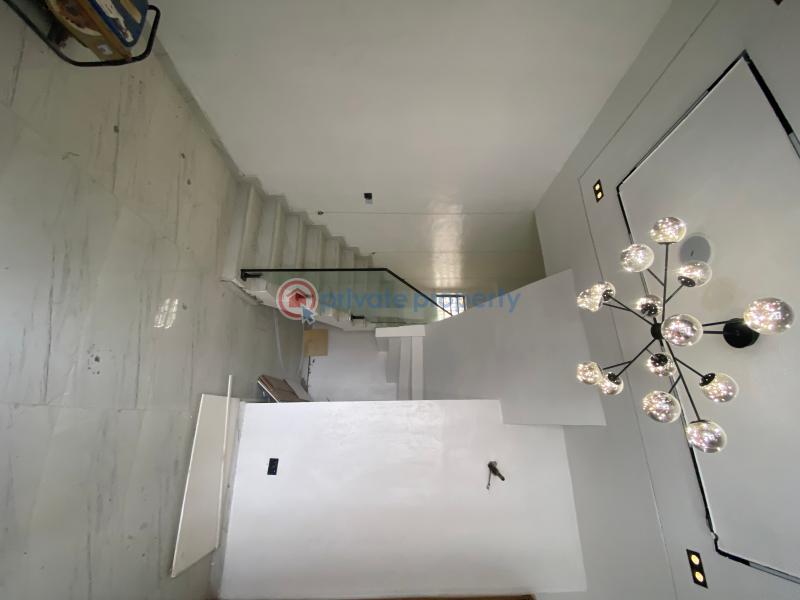 4 bedroom Terraced Duplex For Sale Idado Lekki Lagos - 19