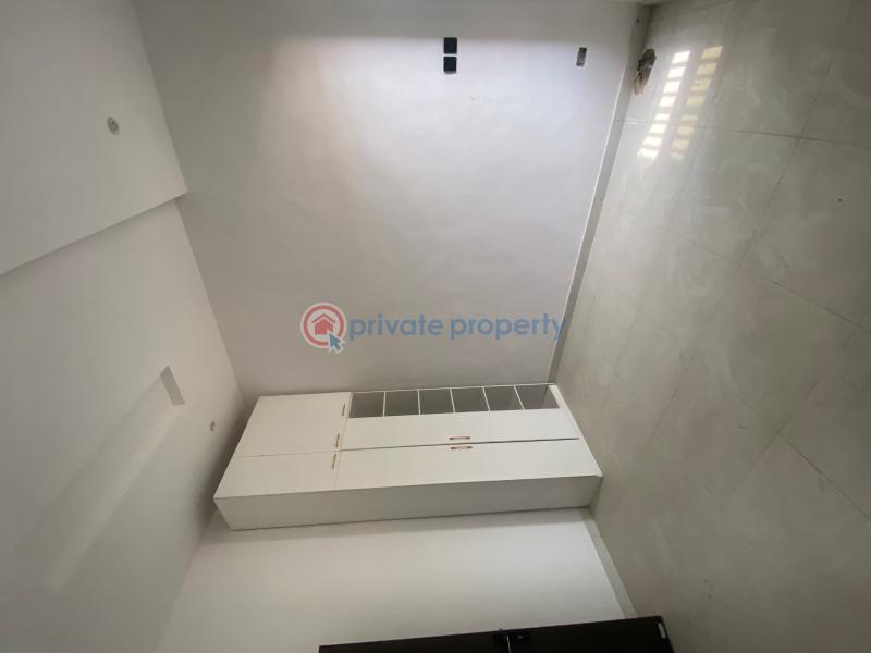 Newly built 4 bed duplex inside an estate - 13 4 bedroom Detached Duplex For Sale Osapa London Lekki Lagos - 13