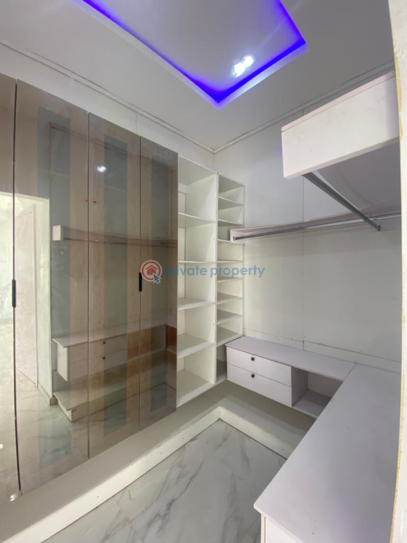 4 bedroom Detached Duplex For Sale Chevron Drive Lekki Lagos - 9
