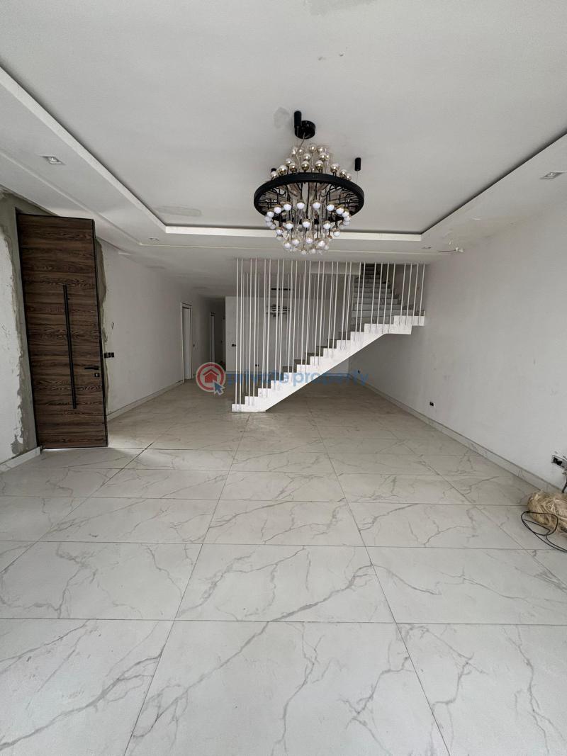 4 bedroom Maisonette For Rent Osapa London Lekki Lagos - 1