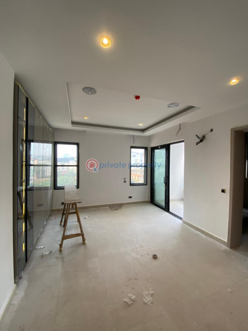 4 bedroom Maisonette For Sale Mojisola Onikoyi Estate Lagos - 2