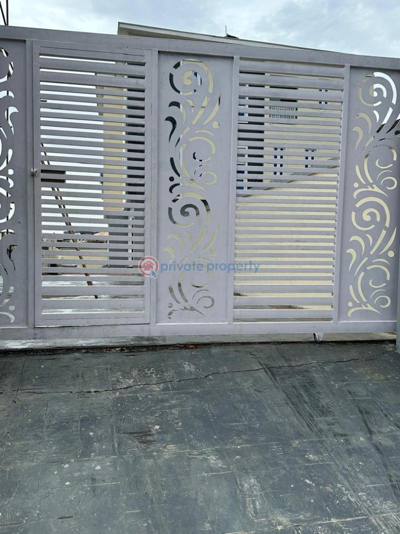 Semi detached Duplex For Sale Maryland Lagos - 0