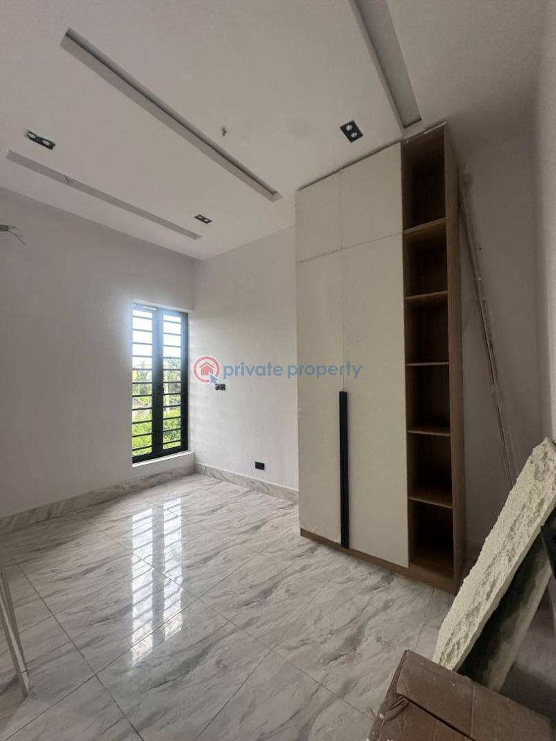 4 bedroom Semi detached Duplex For Sale Thomas Estate Ajah Lagos - 13