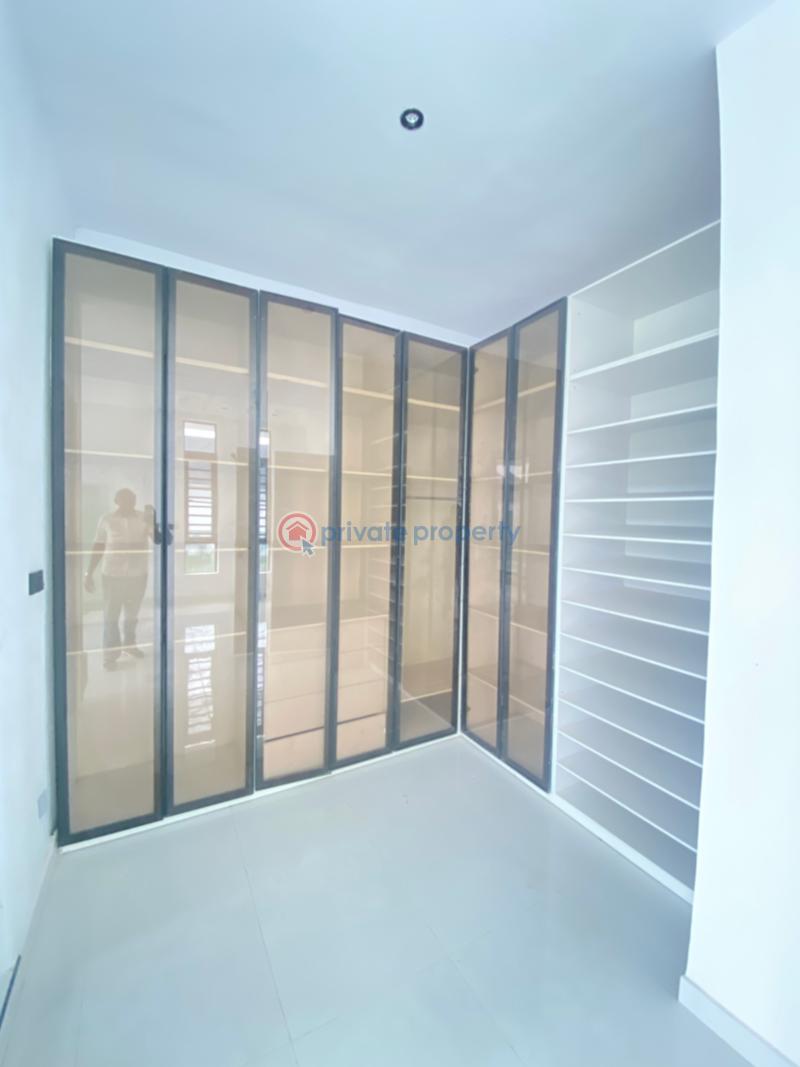 4 bedroom Semi detached Duplex For Sale Ikota Lekki Lagos - 4