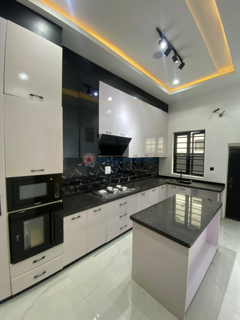 4 bedroom Semi detached Duplex For Sale Chevron Drive Lekki Lagos - 3