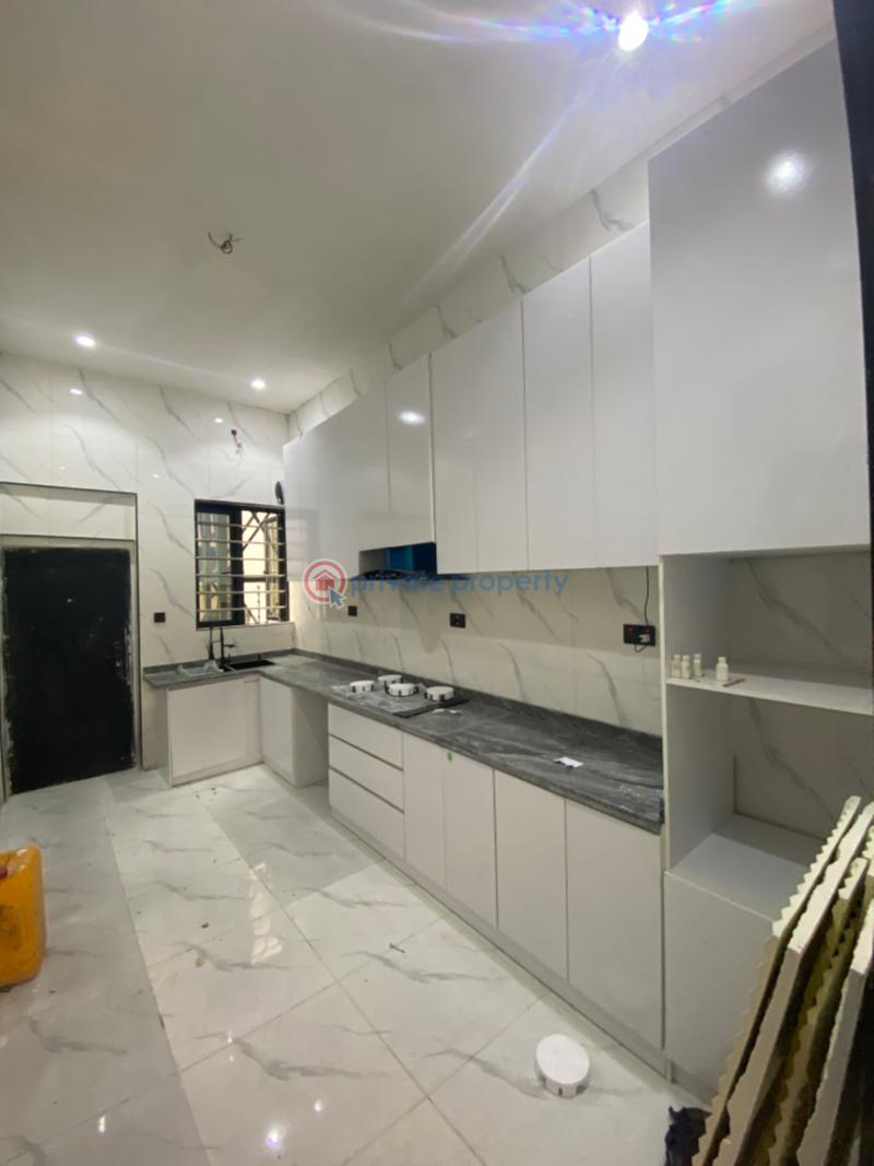 4 bedroom Semi detached Duplex For Sale Ikota G.r.a Lagos State. Ikota Lekki Lagos - 10