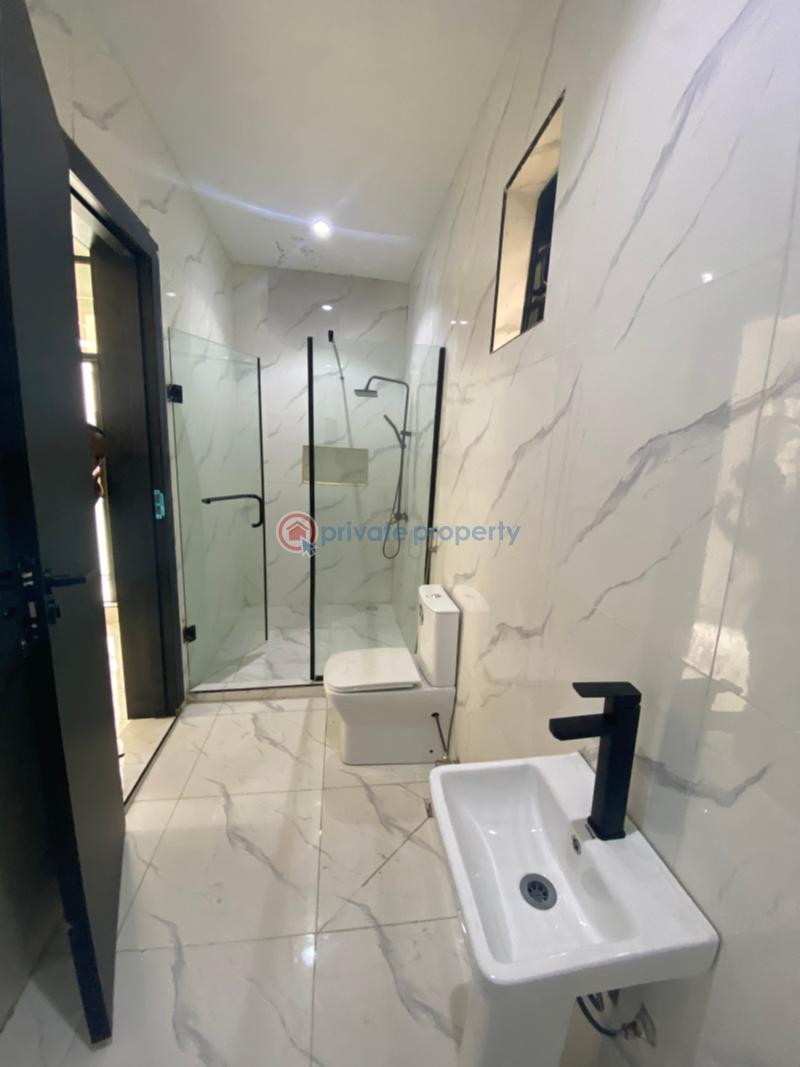 4 bedroom Semi detached Duplex For Sale Ikota G.r.a Lagos State. Ikota Lekki Lagos - 5