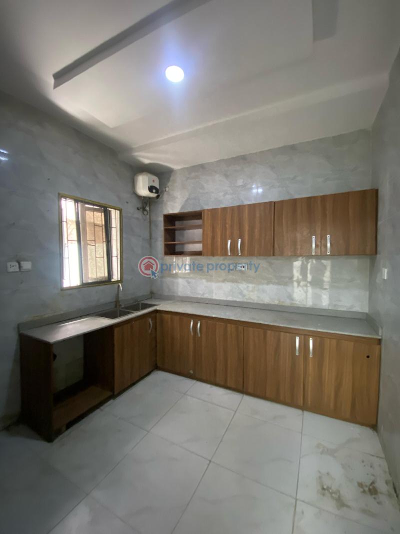 4 bedroom Semi detached Duplex For Rent Conservation Lekki Phase 1 Lagos - 9