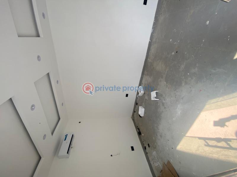 4 bedroom Terraced Duplex For Sale Oniru Estate Oniru Victoria Island Lagos - 3