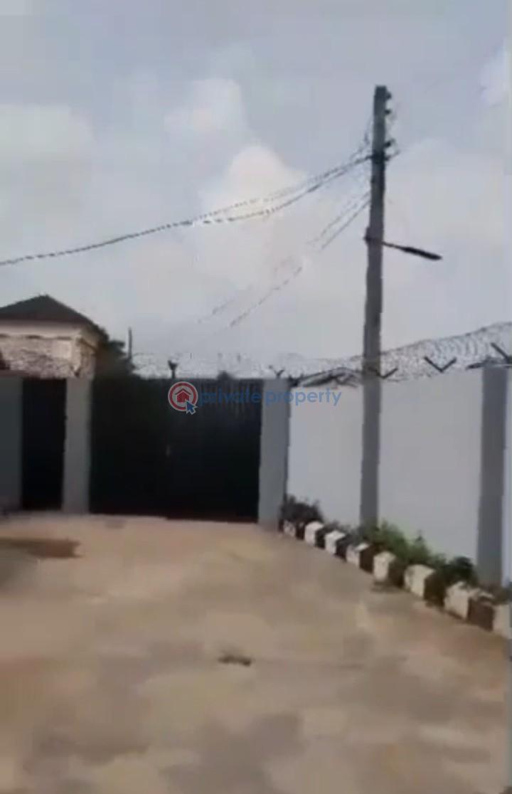 4 bedroom Bungalow For Sale Ishashi Berger Ojodu Lagos - 1