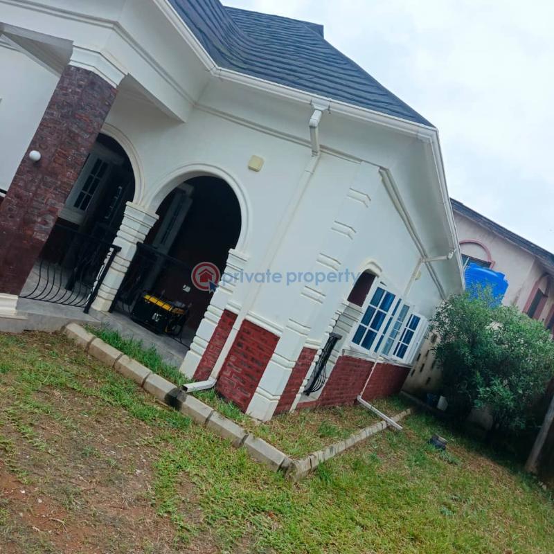 4 bedroom Bungalow For Sale Akute Yakoyo/Alagbole Ojodu Lagos