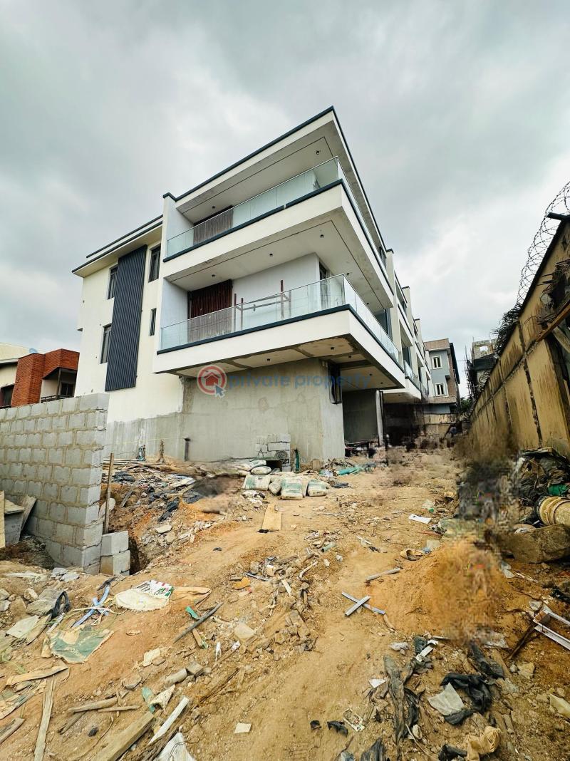 4 bedroom Detached Duplex For Sale Gra 2 Ogudu GRA Lagos - 0