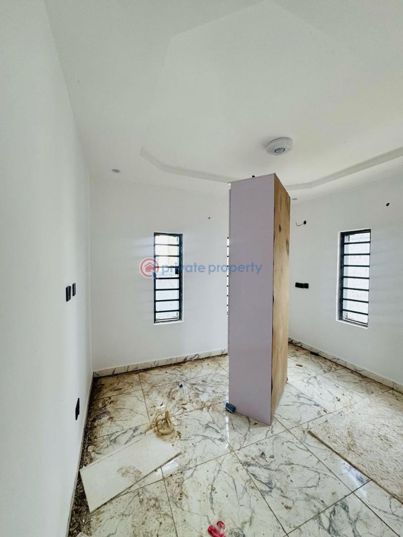 4 bedroom Duplex For Sale Kolapo Ishola Gra, Akobo Ibadan Oyo - 12