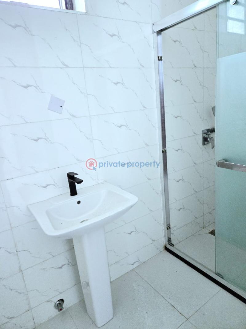 4 bedroom Detached Duplex For Sale Orchid Road Chevron Drive Lekki Lagos - 4