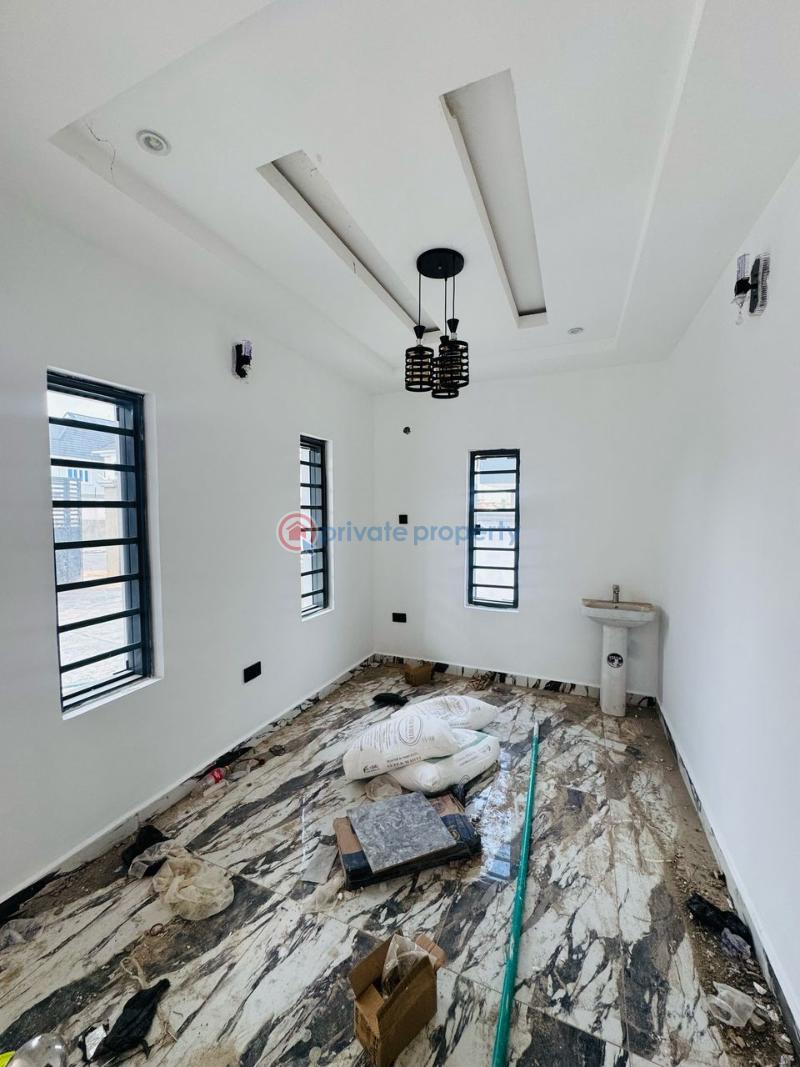 4 bedroom Duplex For Sale Kolapo Ishola Gra, Akobo Ibadan Oyo - 0