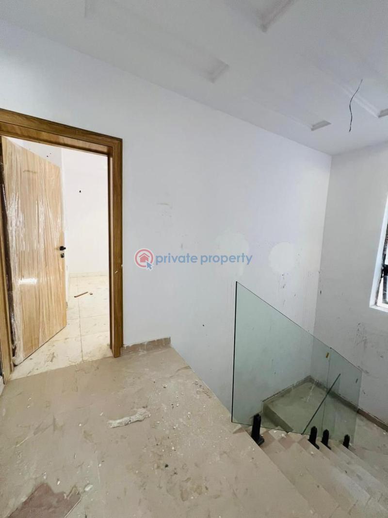 4 bedroom Detached Duplex For Sale In An Estate Adeniyi Jones Ikeja Lagos - 4