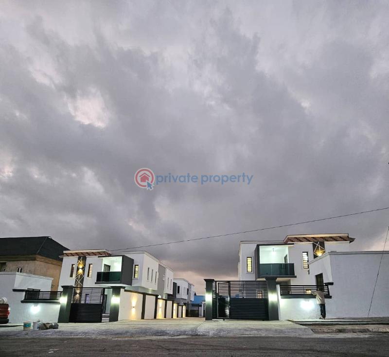 4 bedroom Detached Duplex For Sale Kolapo Ishola Gra Akobo Ibadan Oyo - 0