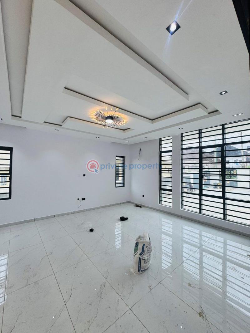 4 bedroom Detached Duplex For Sale Carlton Gate Estate, Akobo Ibadan Oyo - 3
