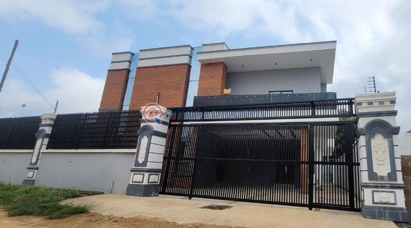 4 bedroom Duplex For Sale Ajila Behind Elebu Market Akala Express Ibadan Oyo