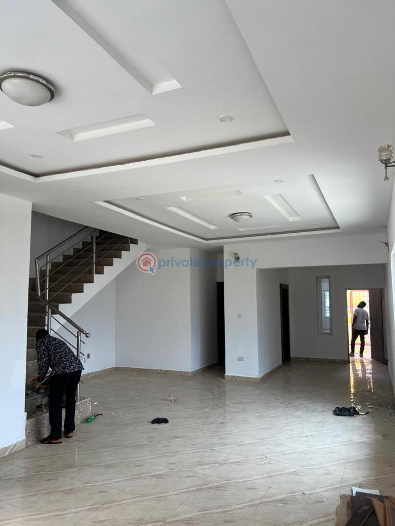 4 bedroom Duplex For Rent Guzape Abuja Phase 1  - 2