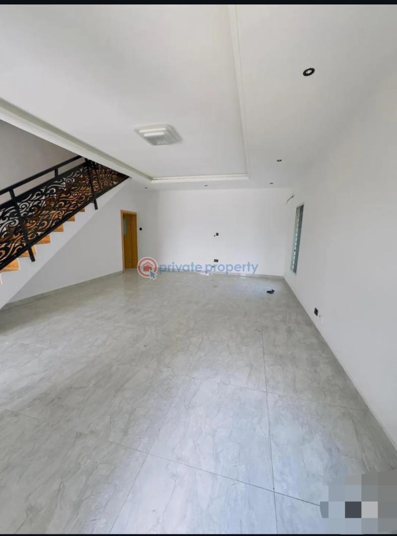 4 bedroom Detached Duplex For Sale Ogudu GRA Lagos - 1