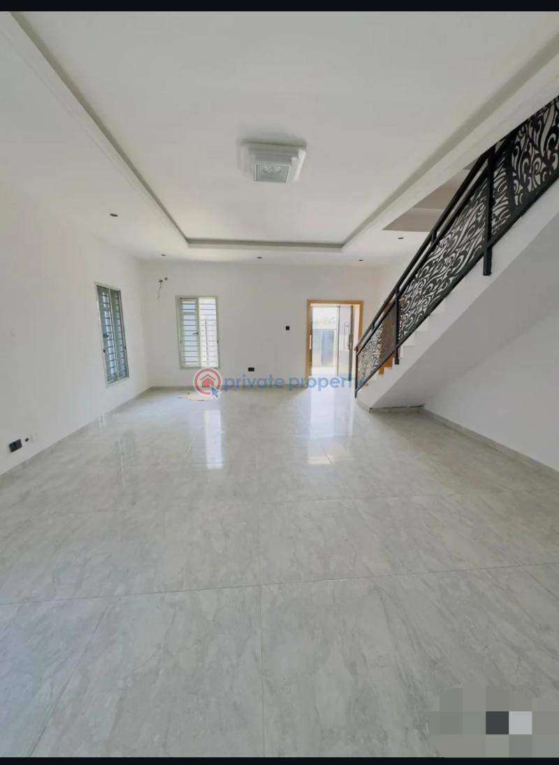 4 bedroom Detached Duplex For Sale Ogudu GRA Lagos - 2