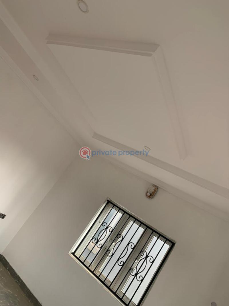 4 bedroom Duplex For Rent Liberty Academy Road, Close To The Main Road, Akala Express, Ibadan Akala Express Ibadan Oyo - 3