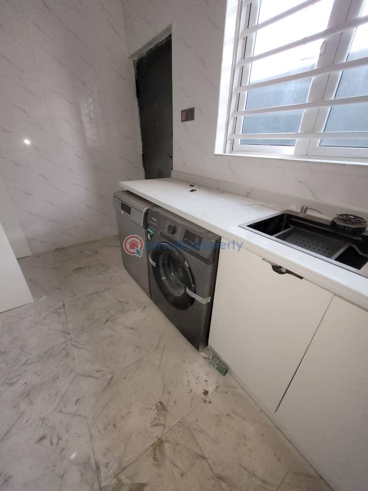 4 bedroom Duplex For Sale Opebi Ikeja Lagos - 4