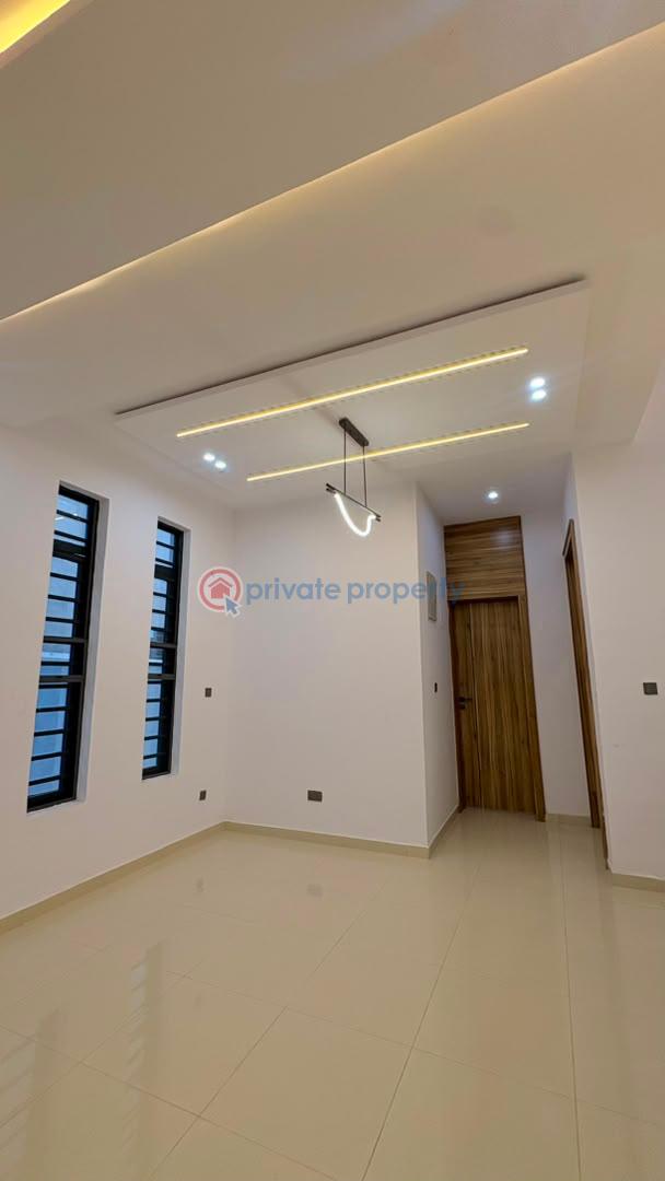 House For Sale Oke’badan Estate, Akala Way, Akobo, Ibadan Ibadan Oyo - 3