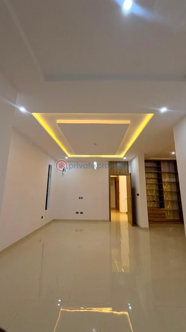 House For Sale Oke’badan Estate, Akala Way, Akobo, Ibadan Ibadan Oyo - 26