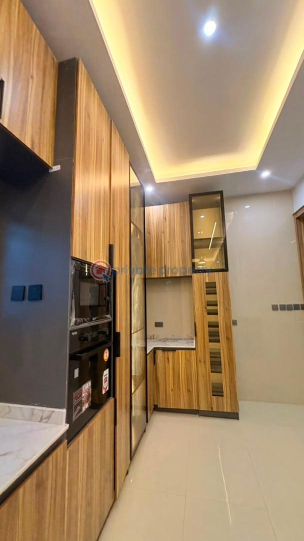House For Sale Oke’badan Estate, Akala Way, Akobo, Ibadan Ibadan Oyo - 13