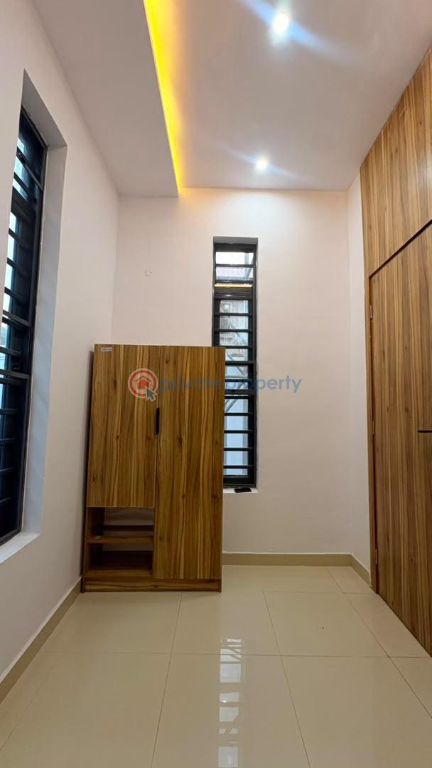 House For Sale Oke’badan Estate, Akala Way, Akobo, Ibadan  Ibadan Oyo - 22