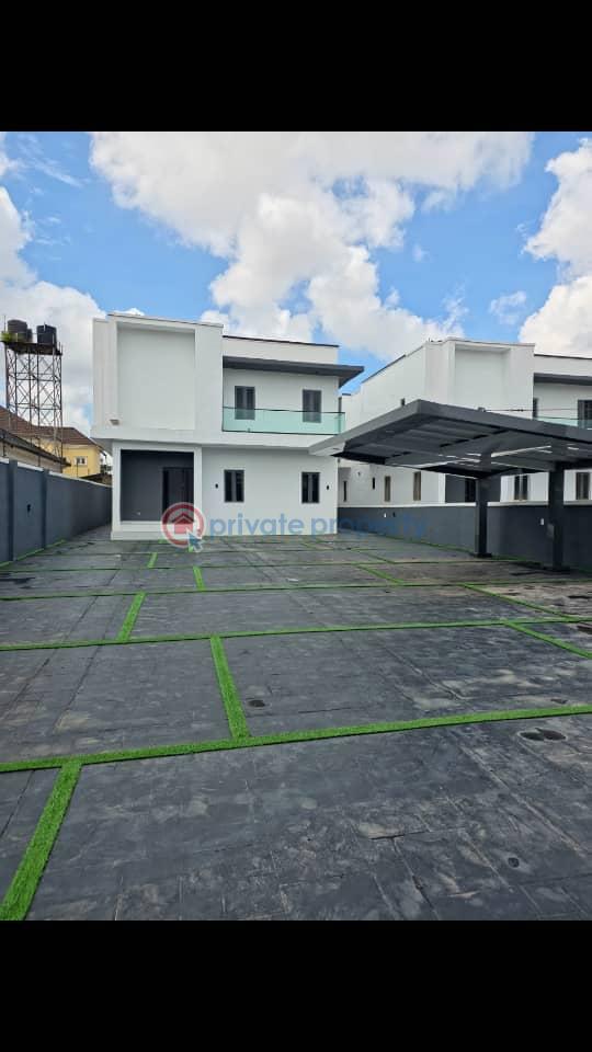 House For Sale Aerodrome Gra, Samonda, Ibadan. Ibadan Oyo