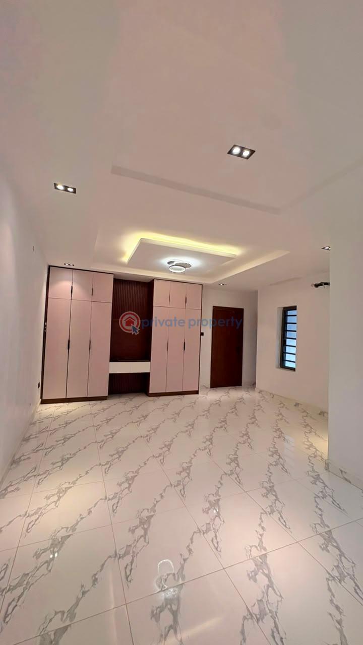 4 bedroom Terraced Duplex For Sale Carlton Gate Estate Akobo Ibadan Oyo - 3