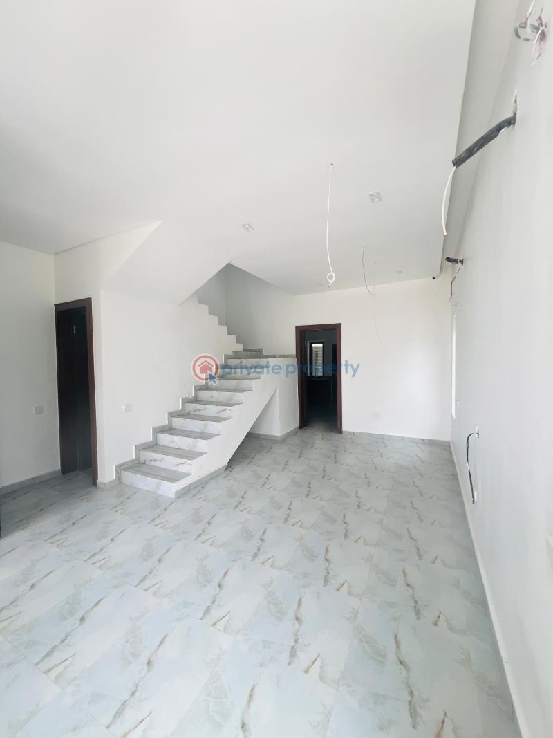 4 bedroom Semi detached Duplex For Sale Off Aldmiralty Way Lekki Phase 1 Lagos - 3