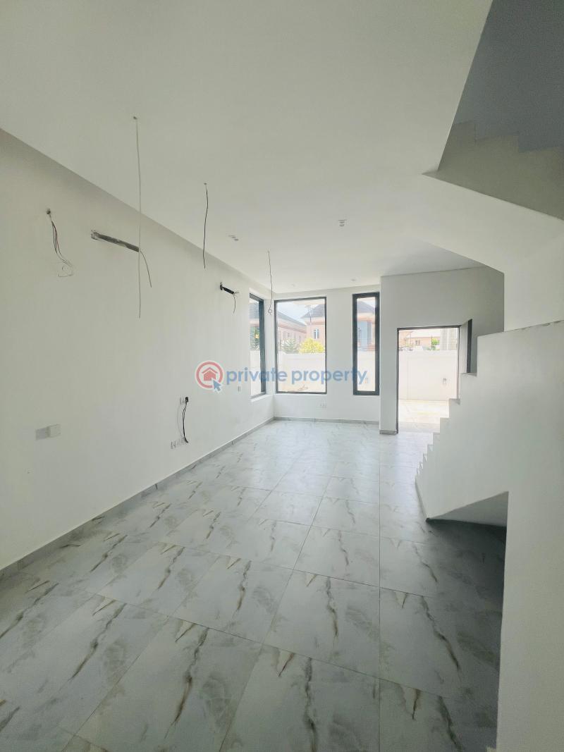 4 bedroom Semi detached Duplex For Sale Off Aldmiralty Way Lekki Phase 1 Lagos - 2