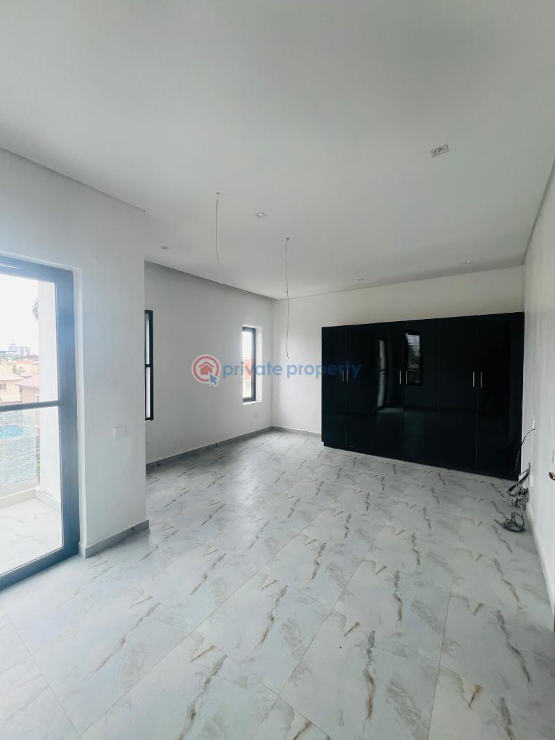4 bedroom Semi detached Duplex For Sale Off Aldmiralty Way Lekki Phase 1 Lagos - 11