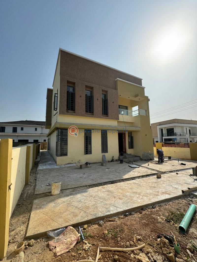 4 bedroom Detached Duplex For Sale Kolapo Ishola Akobo Ibadan Oyo - 1