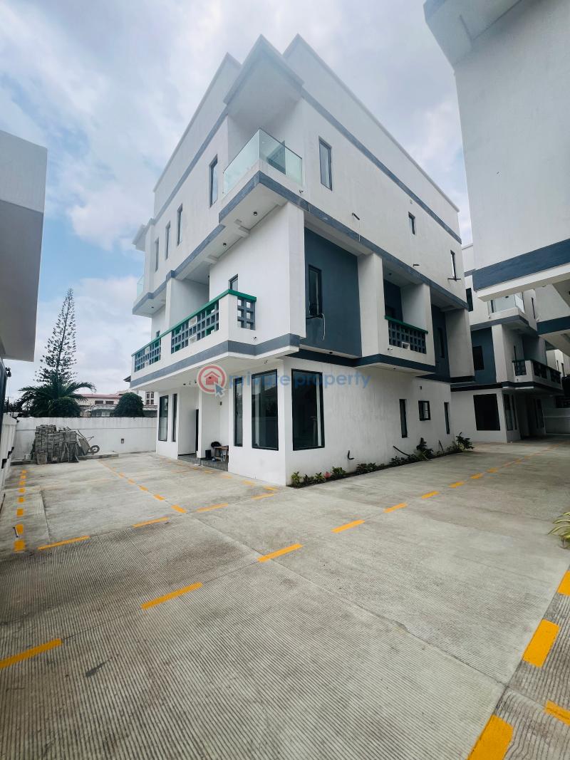 4 bedroom Semi detached Duplex For Sale Off Aldmiralty Way Lekki Phase 1 Lagos - 21