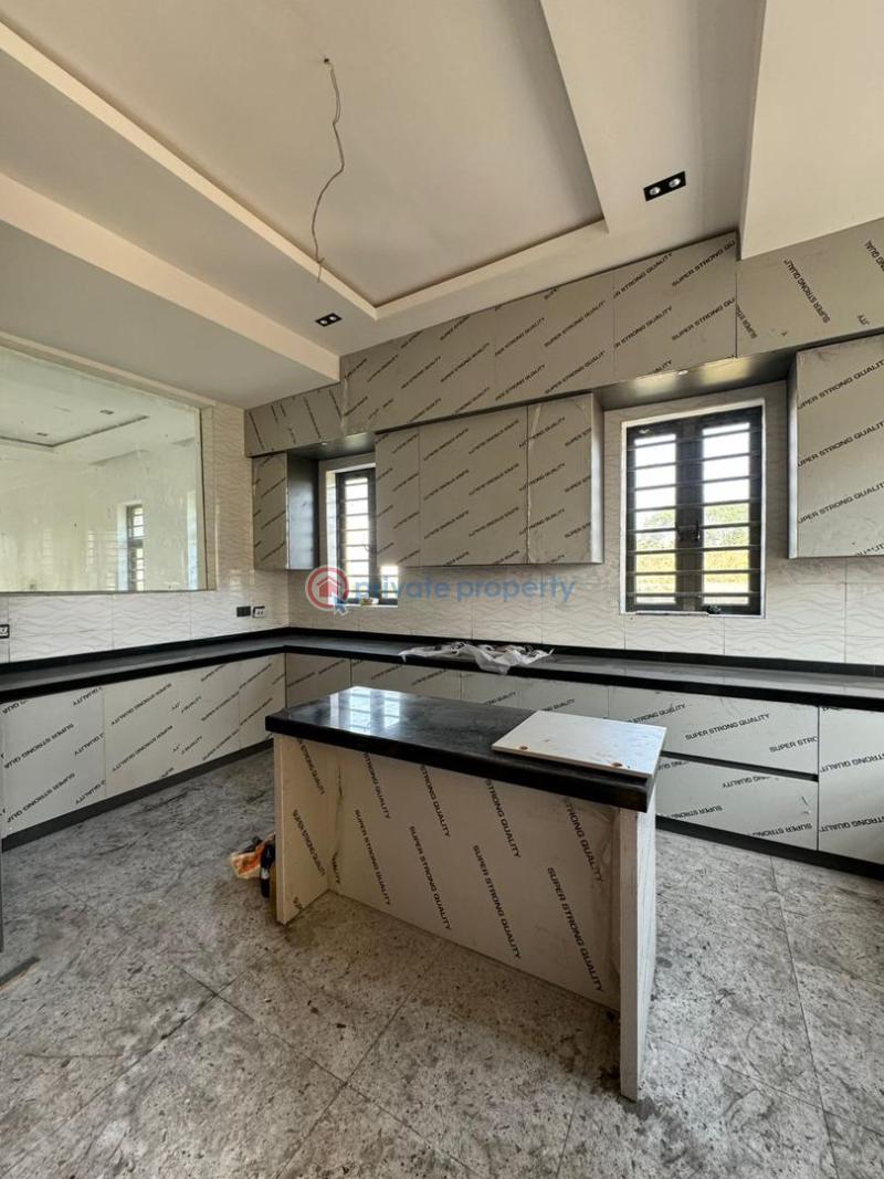 4 bedroom Detached Duplex For Sale Kolapo Ishola Akobo Ibadan Oyo - 0