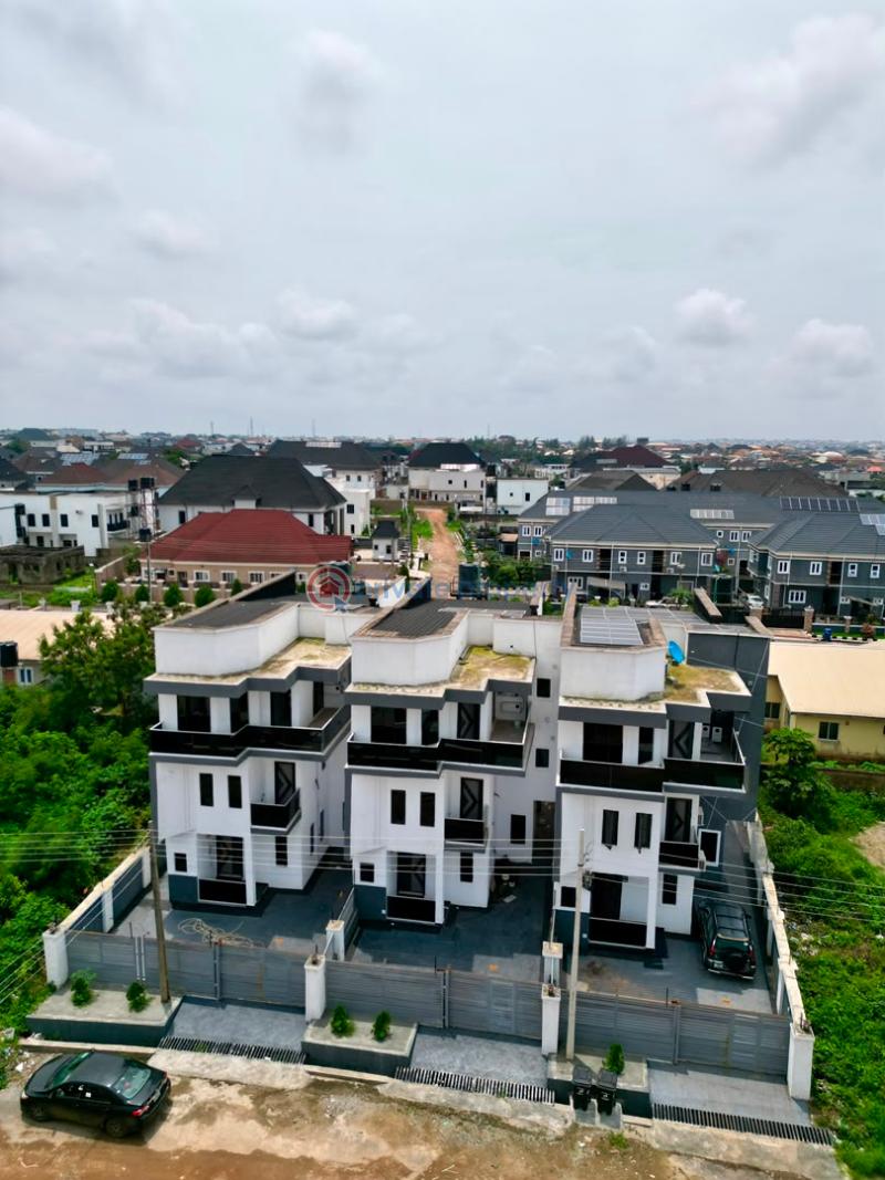 4 bedroom Terraced Duplex For Sale Carlton Gate Estate Akobo Ibadan Oyo - 6