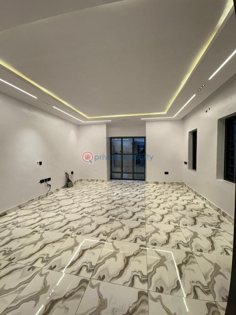 House For Sale Location: Emmanuel Estate, Off Nihort, Jericho Extension Ibadan Oyo - 9