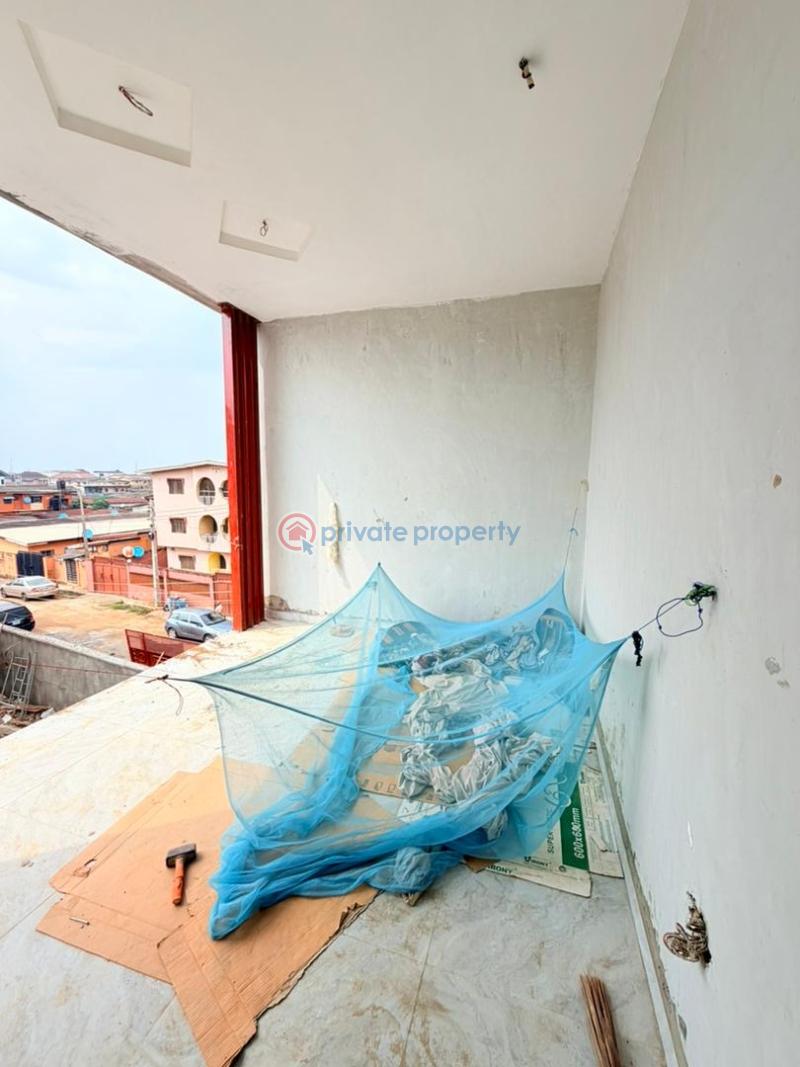 4 bedroom House For Sale Ogba Lagos - 18