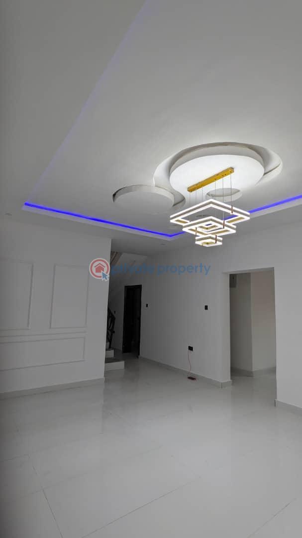 4 bedroom Detached Duplex For Sale Sunbeam Area New Bodija Ibadan Oyo - 1