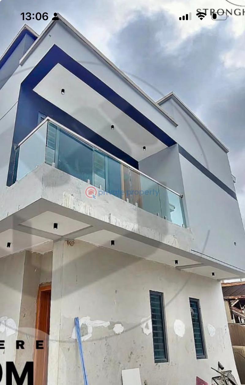 4 bedroom Detached Duplex For Sale Surulere Lagos - 9