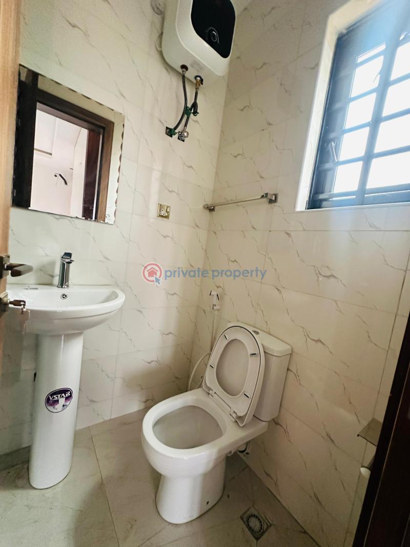 Newly built 4 bedroom fully detached duplex, a cinema, bq and 2 bed mini flat - 7 4 bedroom Detached Duplex For Sale Magodo GRA Phase 2 Kosofe/Ikosi Lagos - 7