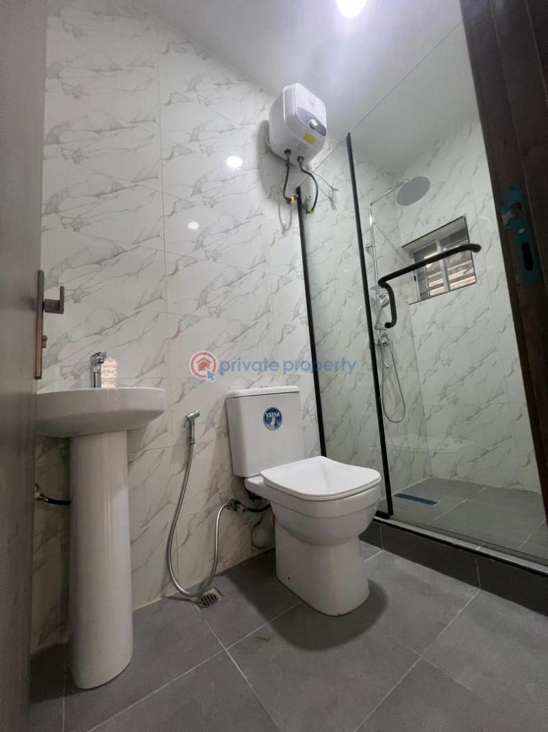 4 bedroom Duplex For Sale 20 Minutes To Airport. Alimosho Lagos - 16